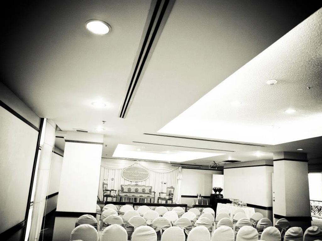 Wattana Park Hotel Trang Extérieur photo