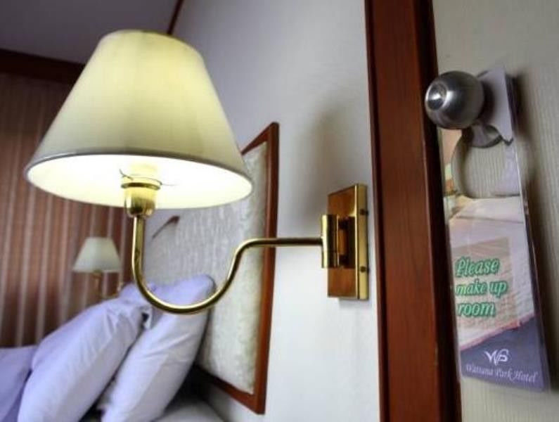 Wattana Park Hotel Trang Extérieur photo