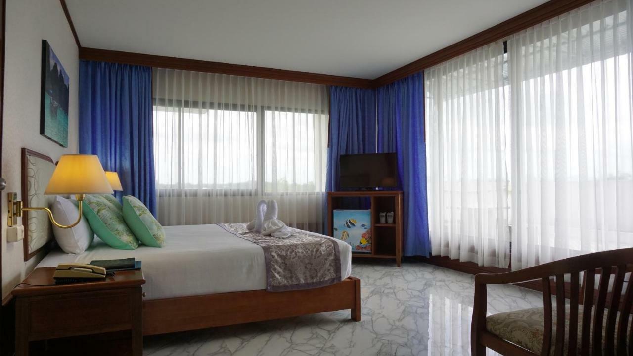 Wattana Park Hotel Trang Extérieur photo